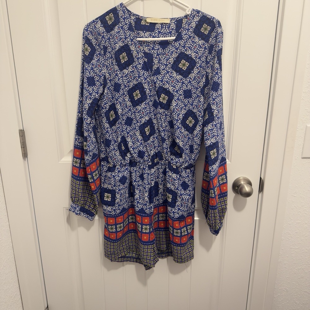 Everleigh Women's Blue Design Long Sleeve Short Romper Snap Front Size M